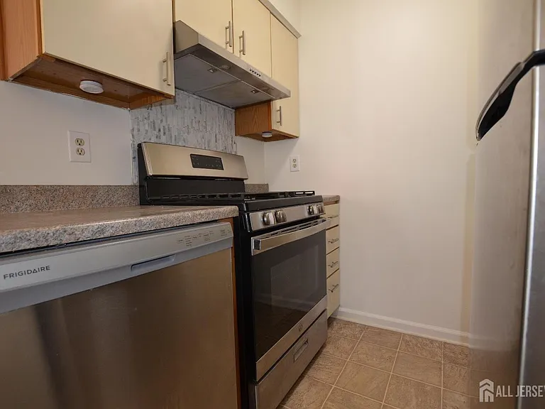 14 Lear Ct — Photo 13