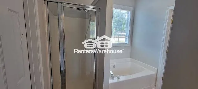 996 Maple Leaf Dr — Photo 11