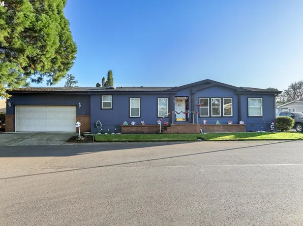 835 SE 1st Ave Unit 72, Canby, OR 97013