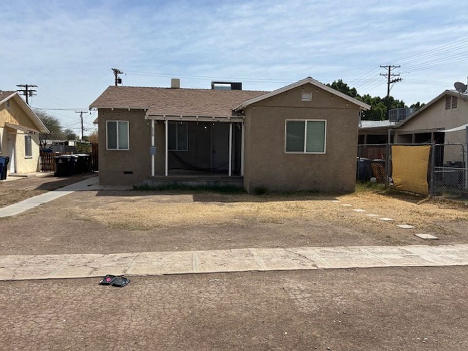 1st image of 320 N Imperial Ave