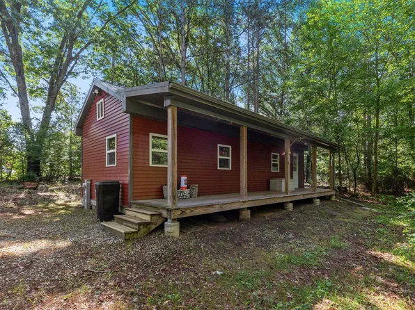 E6889 Guth Rd, Weyauwega, WI 54983