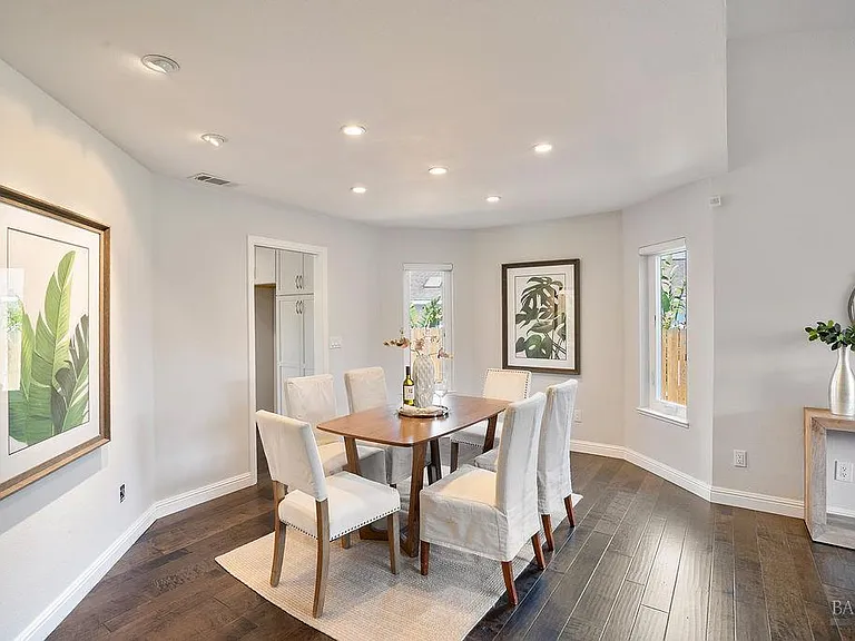 451 Trotter Dr — Photo 5