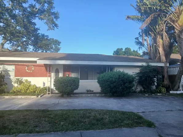 8595 52nd St N, Pinellas Park, FL 33781