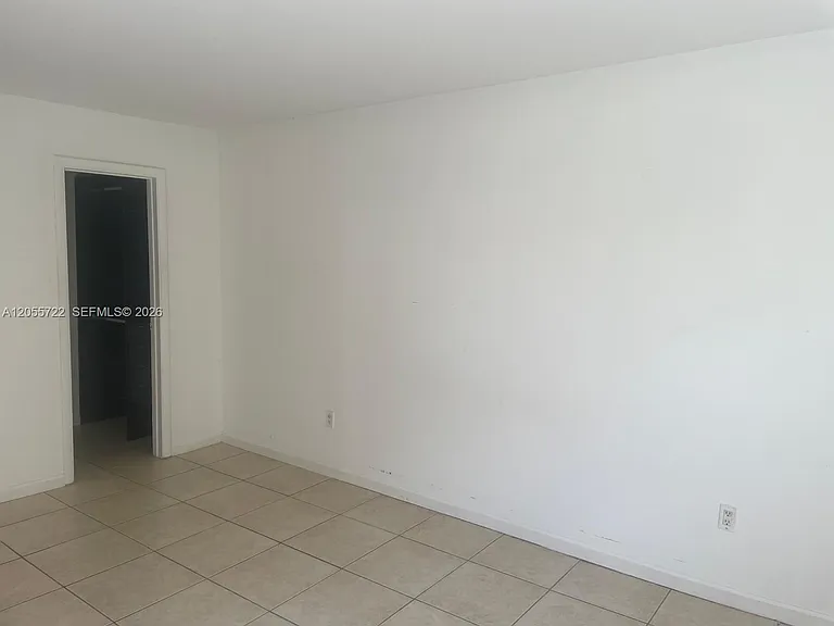 3522 NE 171st St #206 — Photo 19