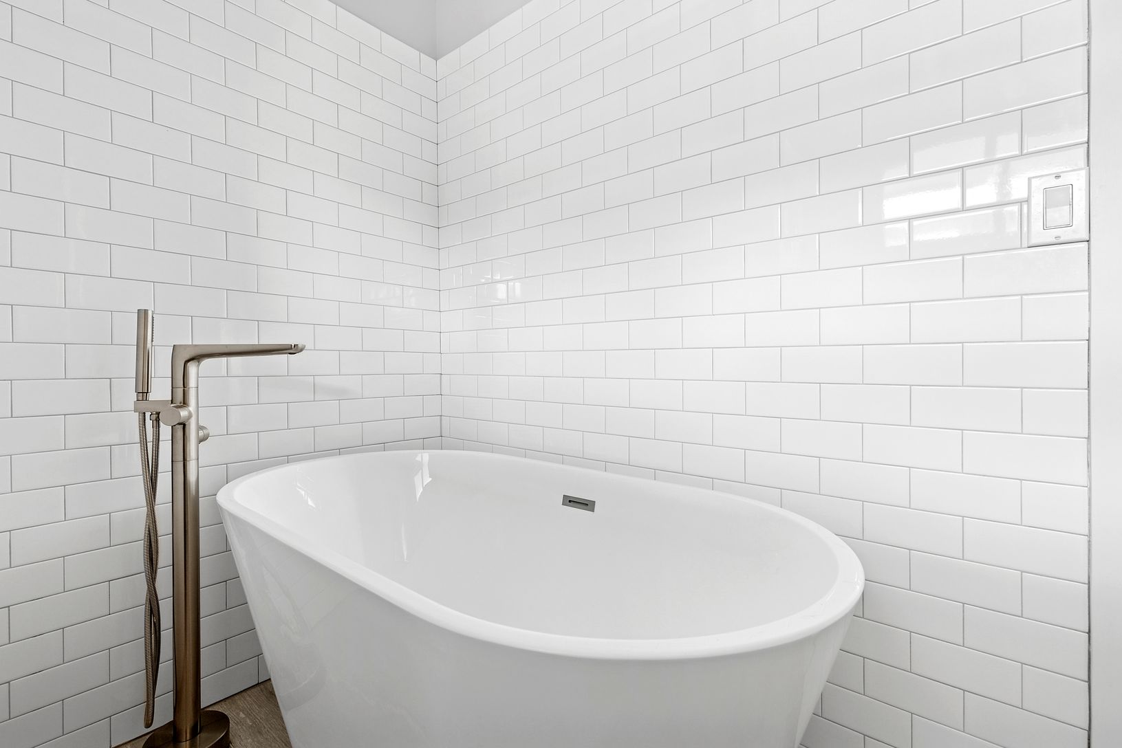  Shared bath 1