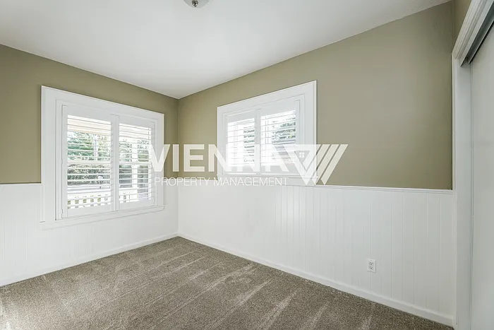 5435 Kenneth Ave — Photo 10