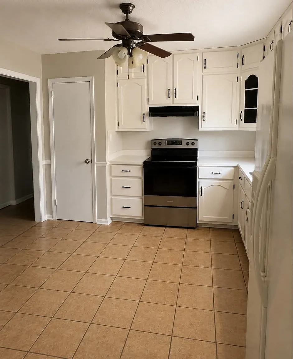 3 bed, 1484 sqft, $2,100 — Photo 4
