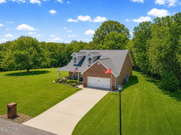 2017 Cherokee Dr, Maryville, TN 37801