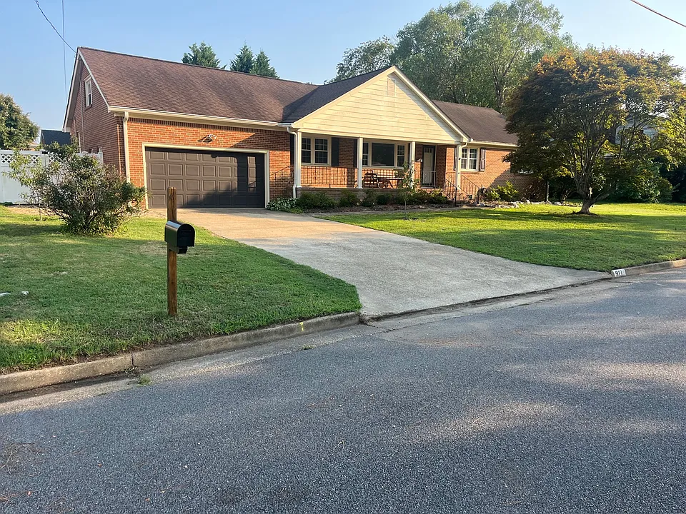 921 W Ferry Plantation Rd