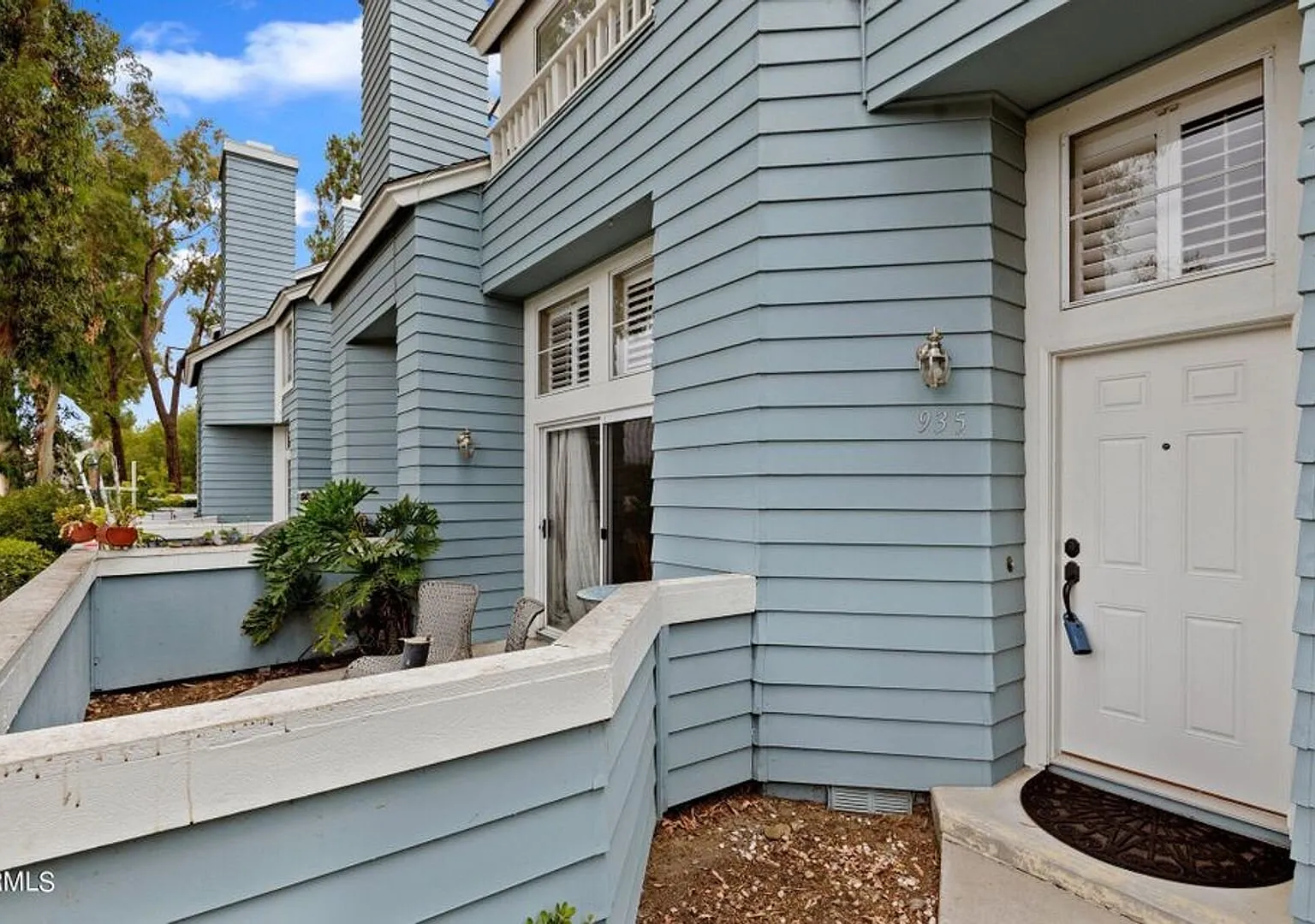 2 Bedroom + 2.5 Bathroom Townhome + Loft! | Weston Cape Regatta | Ventura | Unfurnished — Photo 2
