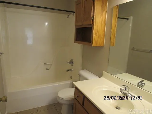 4555 Graham Dr — Photo 10