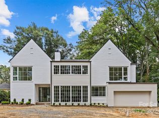 3811 Ayscough Rd, Charlotte, NC 28211