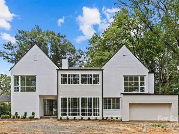 3811 Ayscough Rd, Charlotte, NC 28211