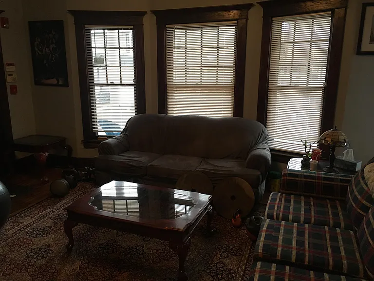 16 Glendale Pl #LOWER — Photo 5