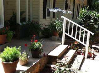 1928 Hubbard Rd, Newton, AL 36352