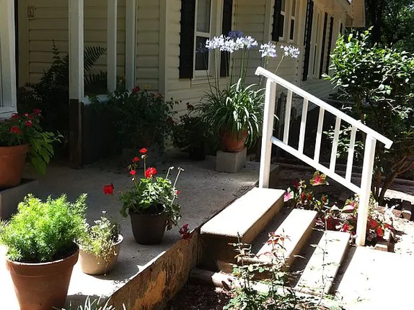 1928 Hubbard Rd, Newton, AL 36352