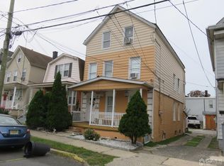 735 Charles St, Perth Amboy, NJ 08861