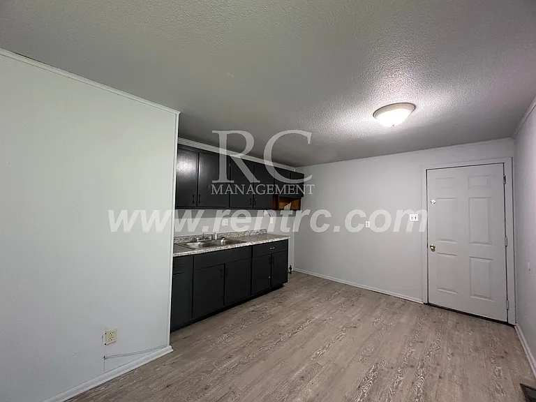 5 Grace St — Photo 2