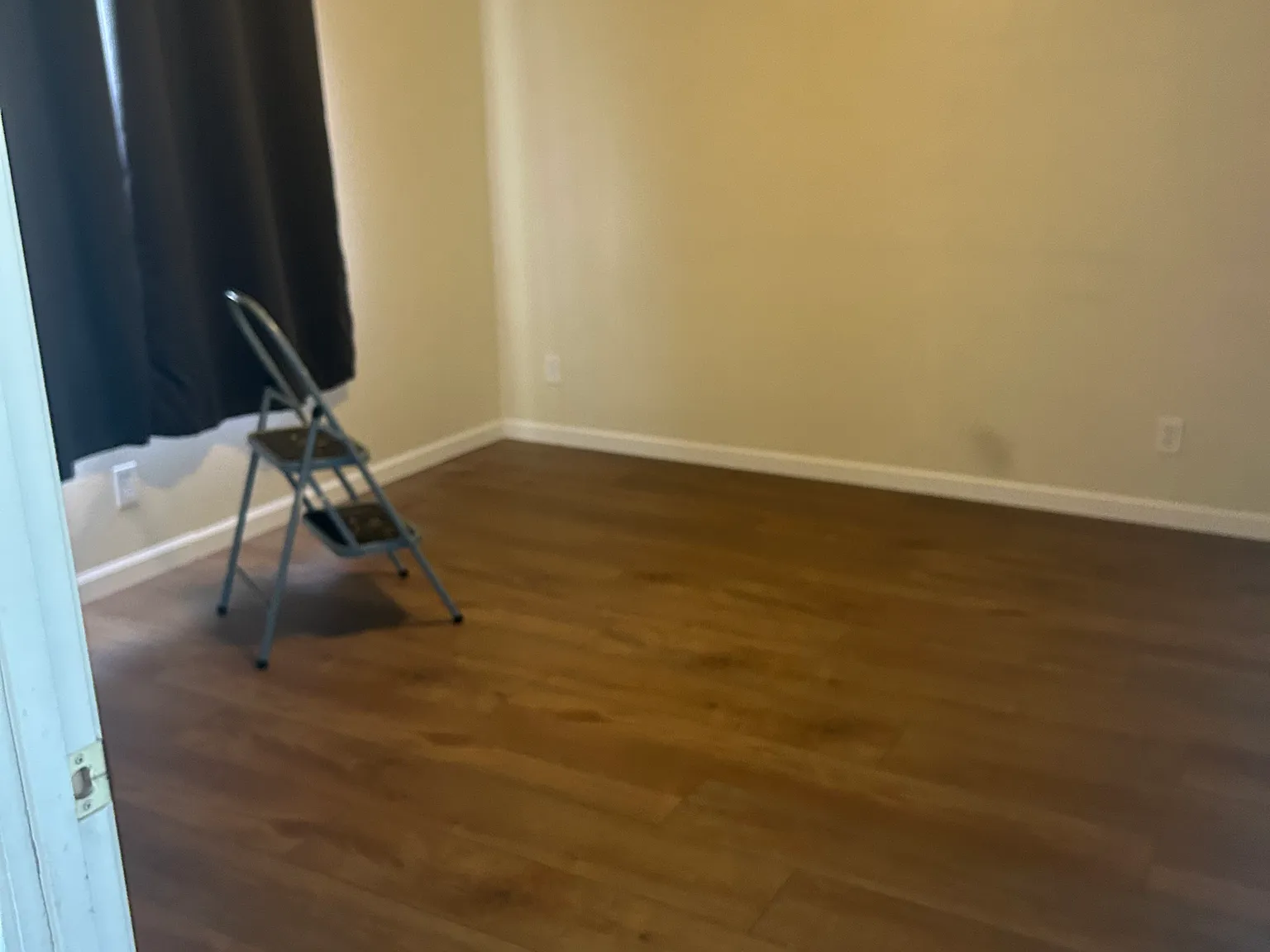 3 bed, 1100 sqft, $1,800 — Photo 3
