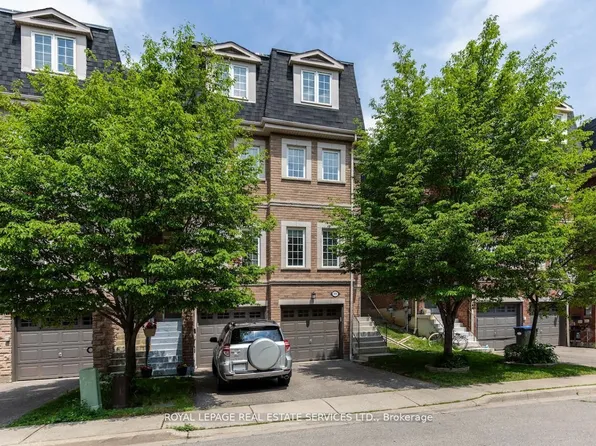 435 Hensall Cir #49, Mississauga, ON L5A 4P1
