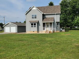 100 Janna Ln, Unionville, TN 37180