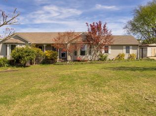 1807 Caspian Dr, Culleoka, TN 38451