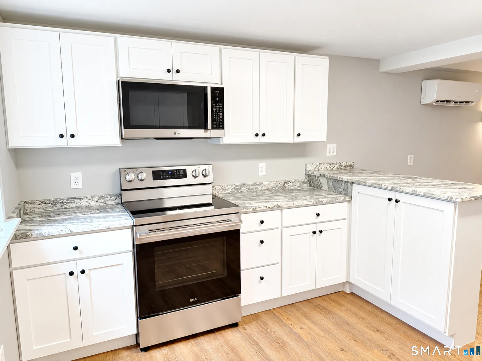 300 Railtree Hill Rd — Photo 3