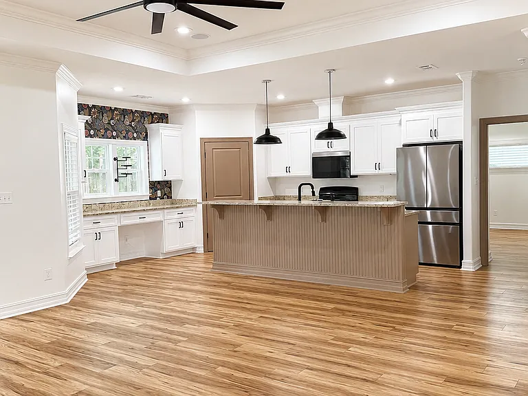212 Nandina Way — Photo 8
