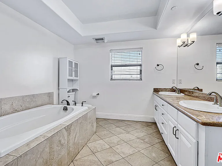 1520 S Shenandoah St #304 — Photo 26