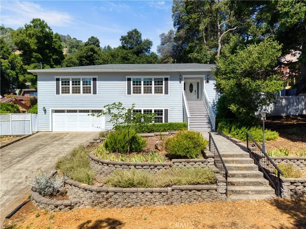 2717 Buckingham Dr, Kelseyville, CA 95451