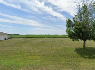 205 Linda Ln, Sidney, IL