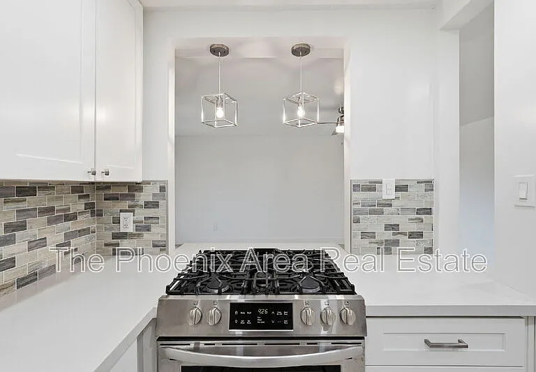 4950 N Miller Rd #244 — Photo 9