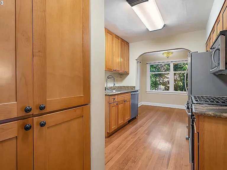 3944 SW Condor Ave — Photo 16