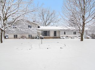 9070 McWain Rd, Grand Blanc, MI 48439