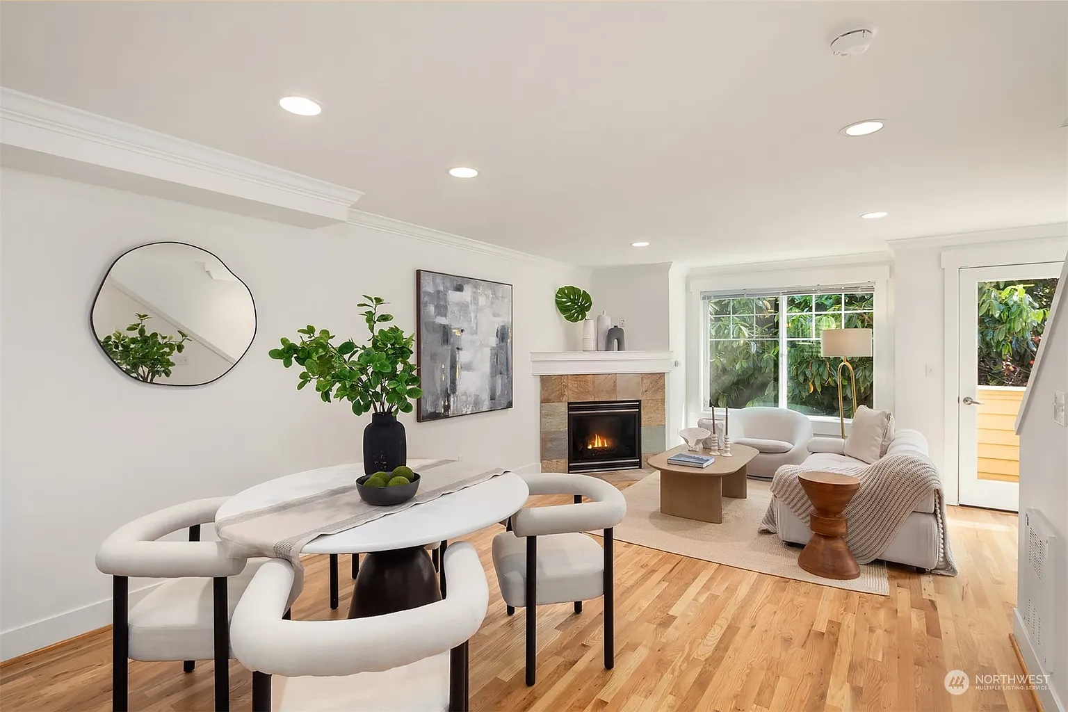 639 NW Market Street #B photo 1