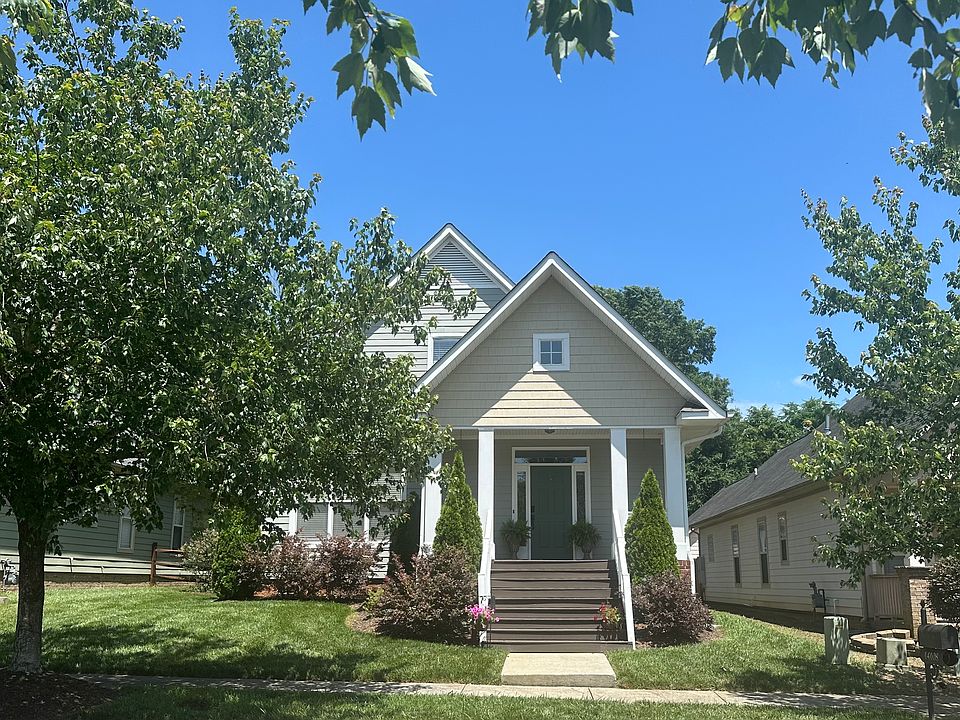 Street/Front of house