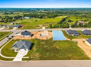 1790 Dallas Ln #4, De Pere, WI 54115