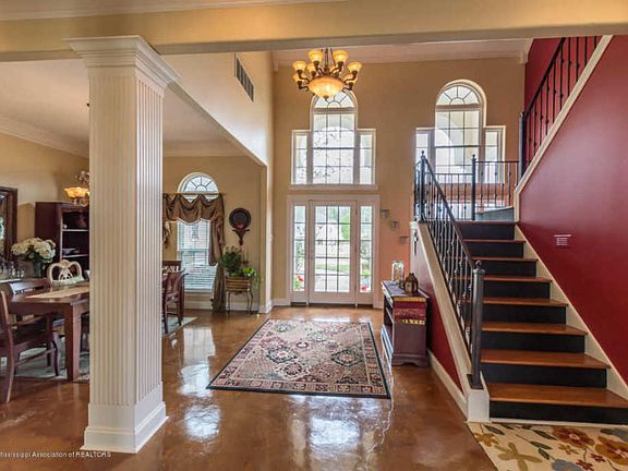 5th image of 5039 Meadow Pointe Dr #D