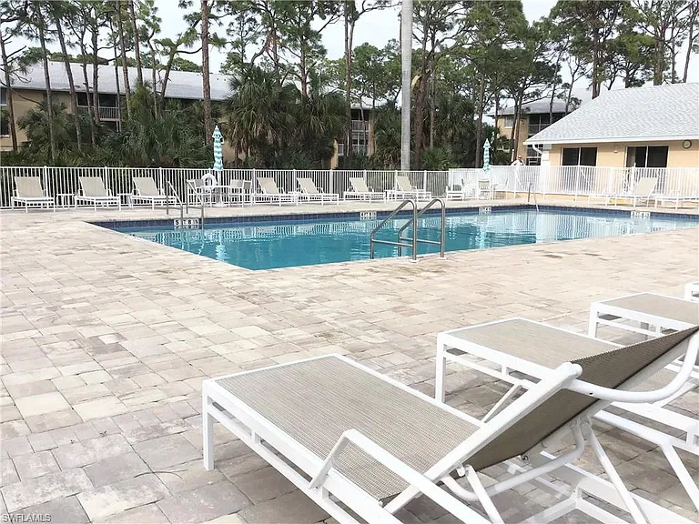 3011 Sandpiper Bay Cir #C102 — Photo 20