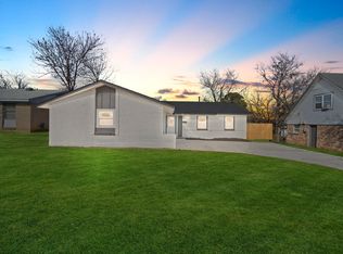 3321 Ridgehaven St, Irving, TX 75062