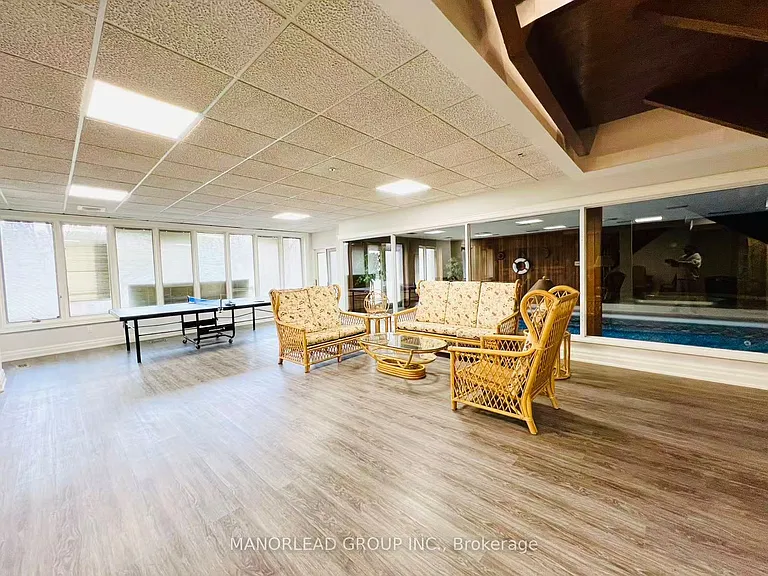 270 Greenbrooke Dr — Photo 23