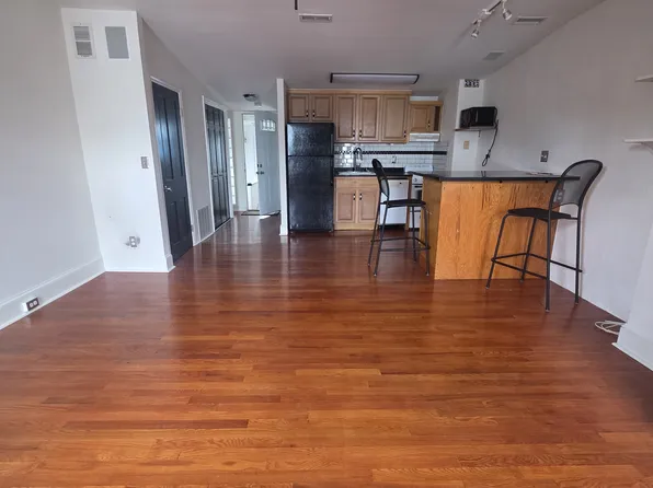 2302 Catharine St Floor 3, Philadelphia, PA 19146