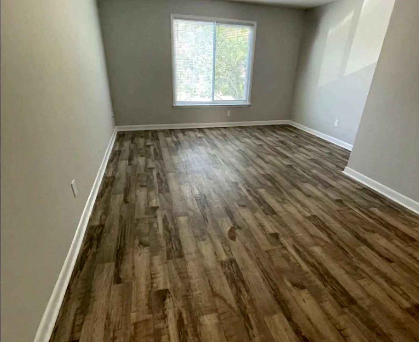 Parkview Apartments — Photo 2