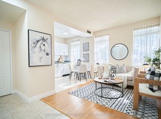 2874 Keele St #205, Toronto, ON M3M3C4