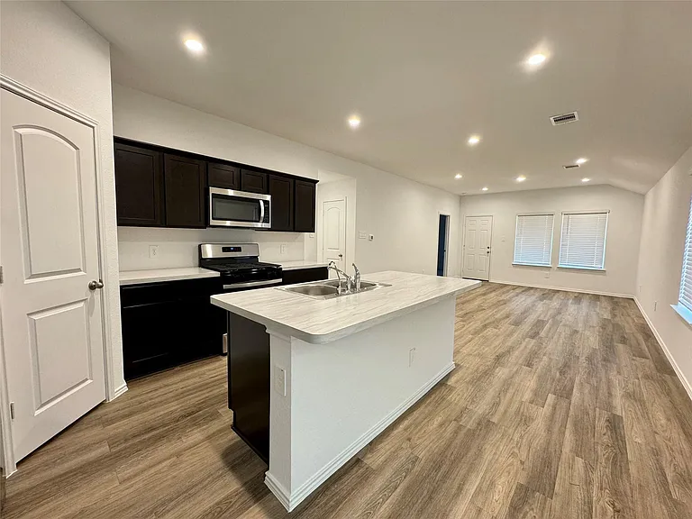 1746 Windstone Ridge Dr — Photo 4