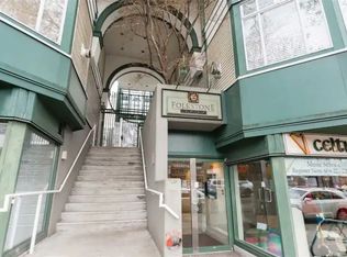 3727 W 10th Ave #410, Vancouver, BC V6R2G5
