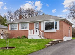 32 Linton Ave, Ajax, ON L1T 2X6