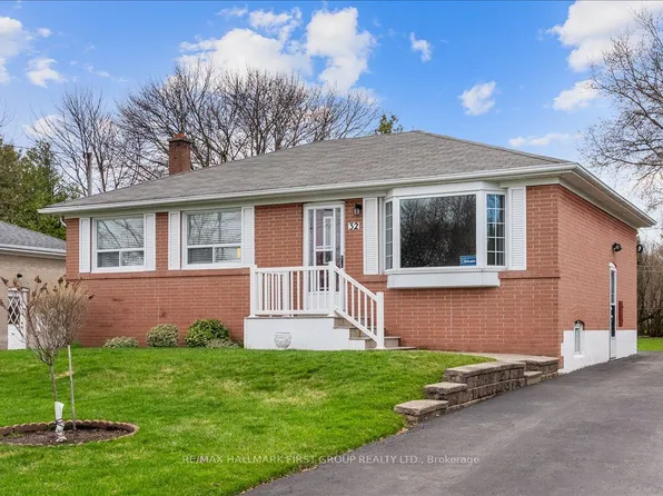 32 Linton Ave, Ajax, ON L1T 2X6