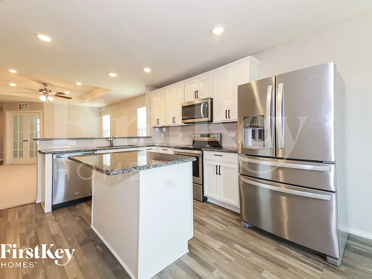 3308 Cord Pl — Photo 8