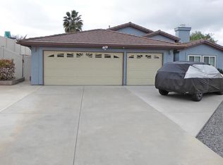 8630 Clifford Heights Rd, Santee, CA 92071